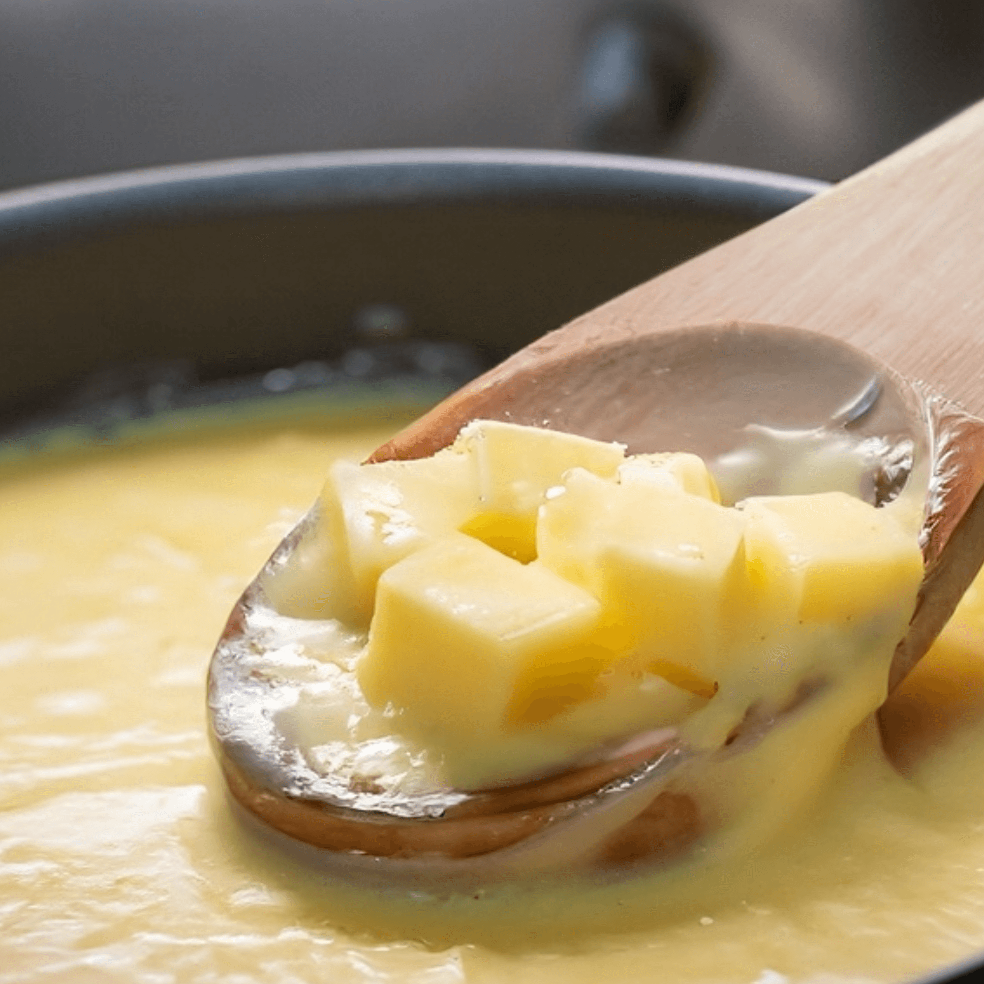 35-Minutes Cheese Soup Recipe (HEarty, Rich And Creamy) - Soup Chick