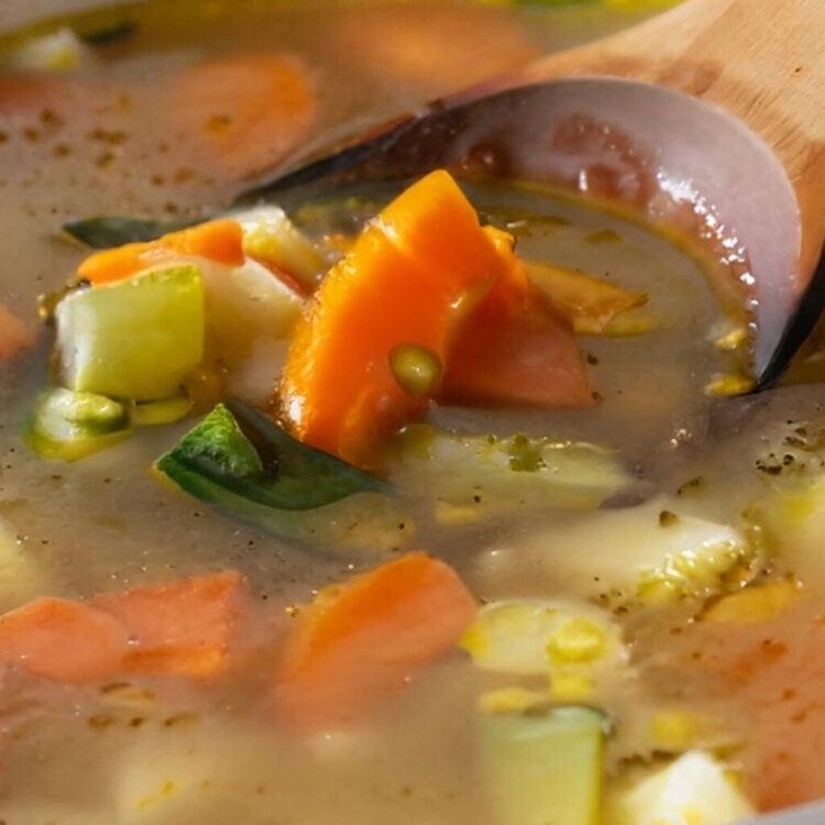 25-Minutes Southern Vegetable Soup - An Ideal Meal Choice - Soup Chick