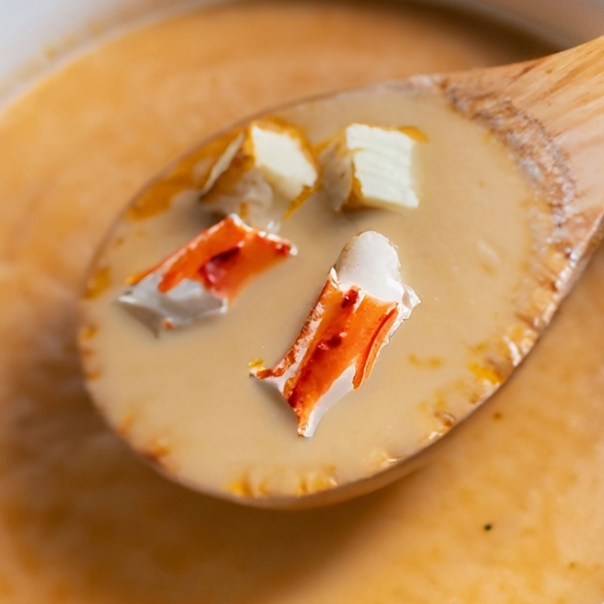 Aromatic Crab Bisque Soup A Crowd Pleaser Soup